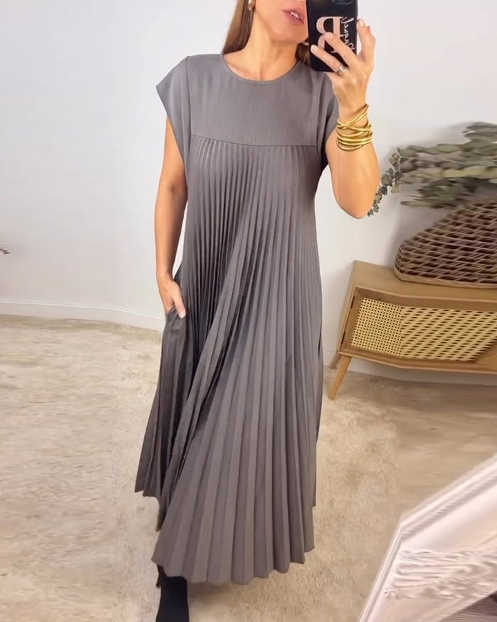 Women’s Short Sleeve Pleated Maxi Dress