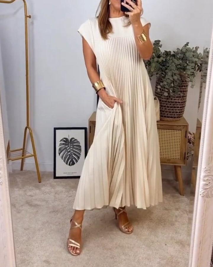 Women’s Short Sleeve Pleated Maxi Dress