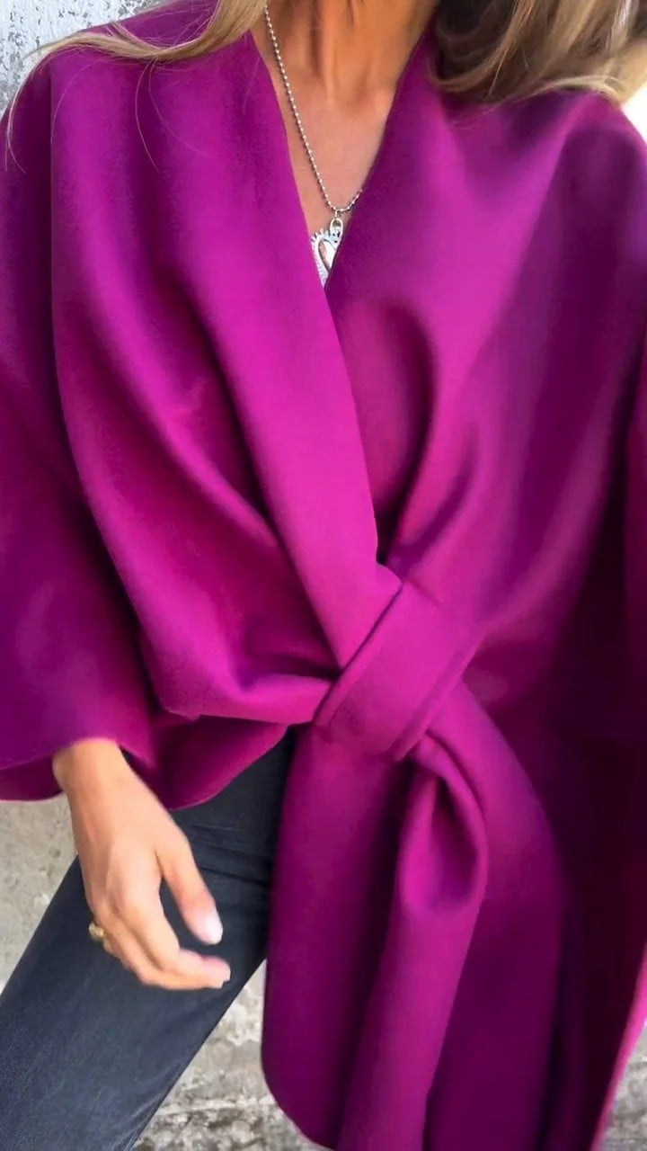 Alaina | Chic V-Neck Cape Jacket