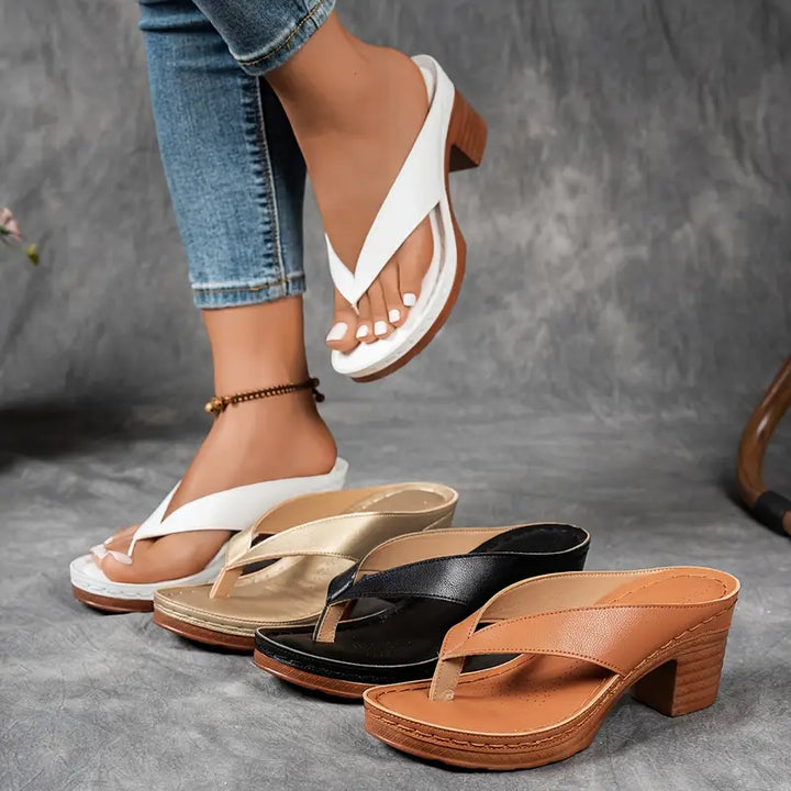 EIRA – ULTRA COMFORTABLE CHUNKY HEEL SANDALS