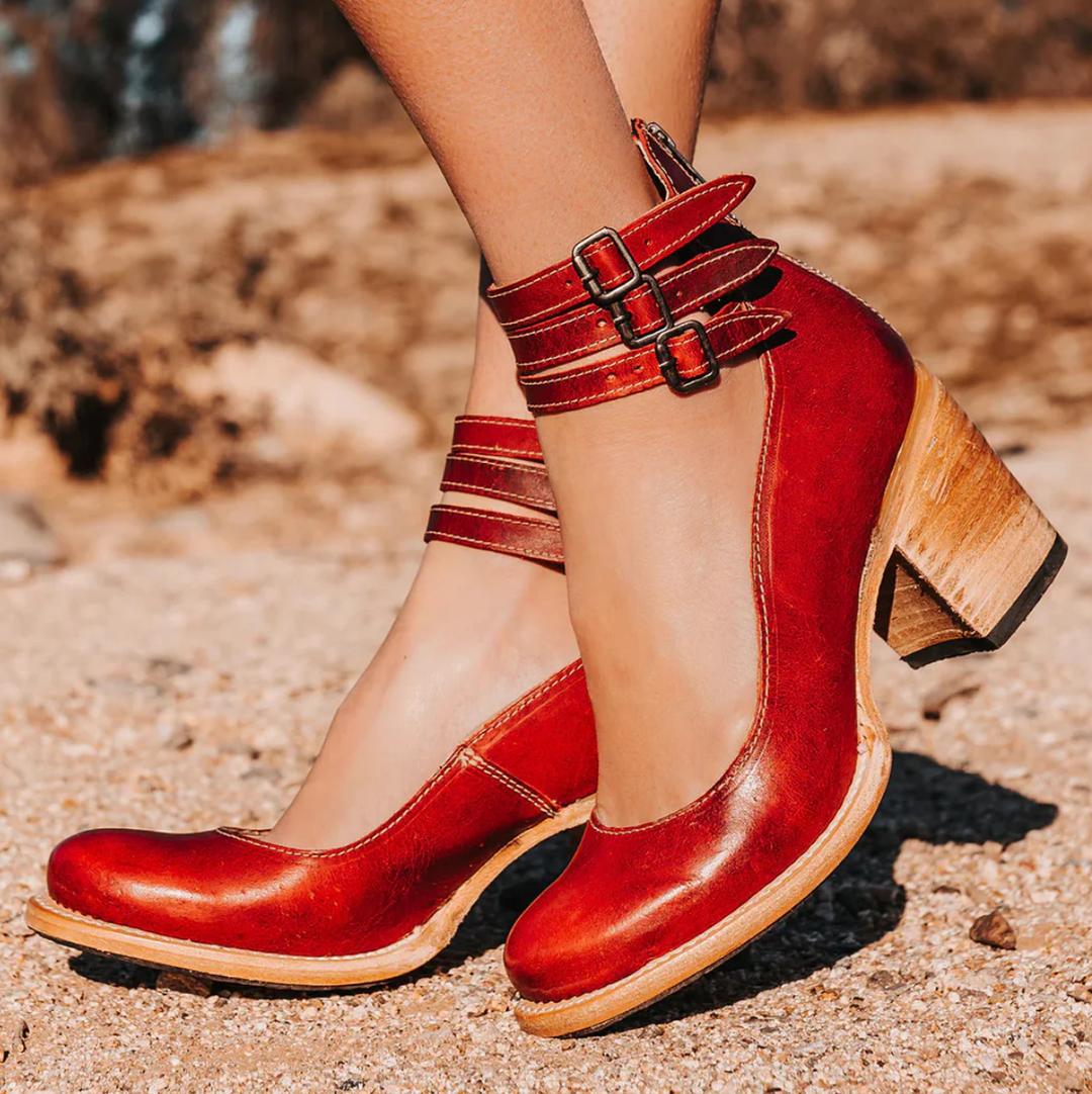 Avera | Vintage Elegance Leather Heels