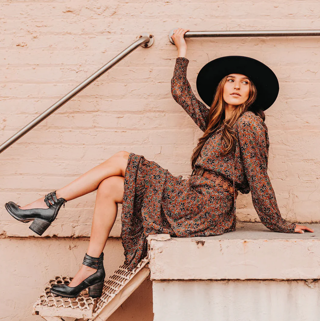 Avera | Vintage Elegance Leather Heels