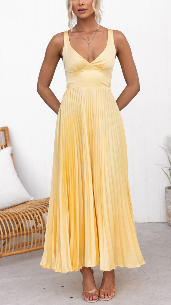 Jane - Pleated V-Neck Maxi Dress